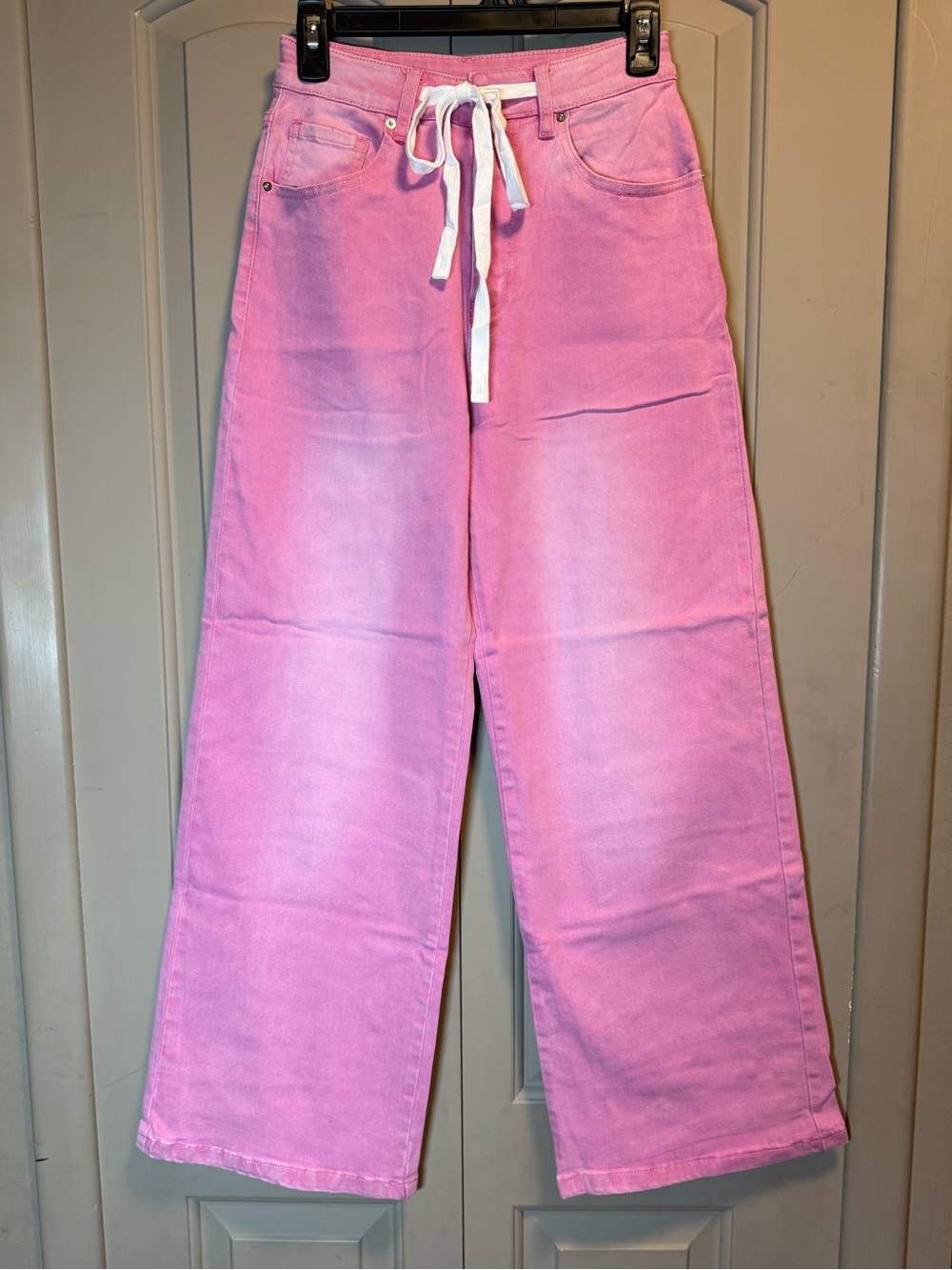Pink Wide-Leg Jeans
